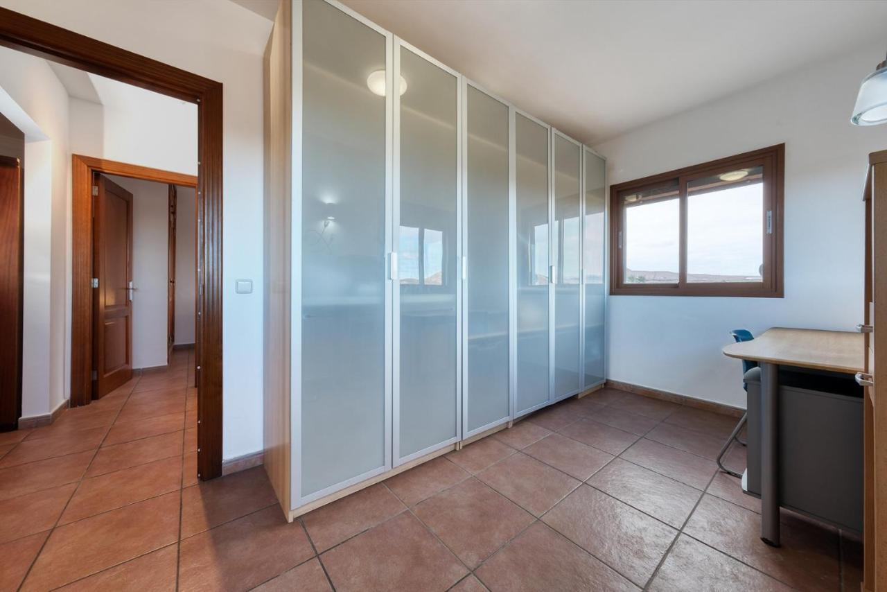 Casa Elin-Shared Pool, Fast Wifi Villa Коста Тегисе Екстериор снимка